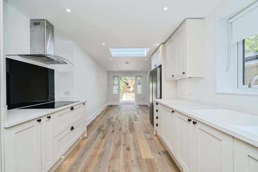 Image 1:3 bedroom Semi-detached house to rent