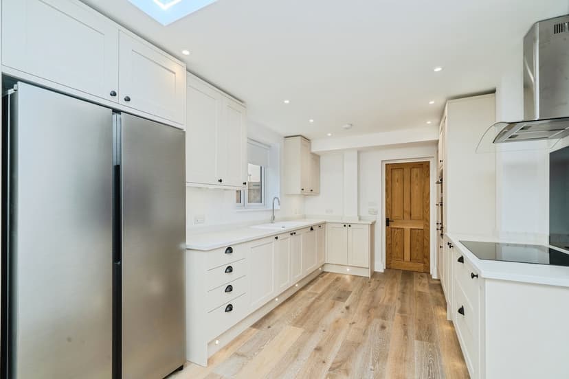 Image 2:3 bedroom Semi-detached house to rent