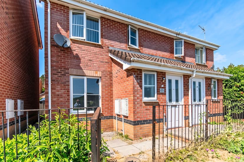 Image 1:3 bedroom Semi-detached house to rent