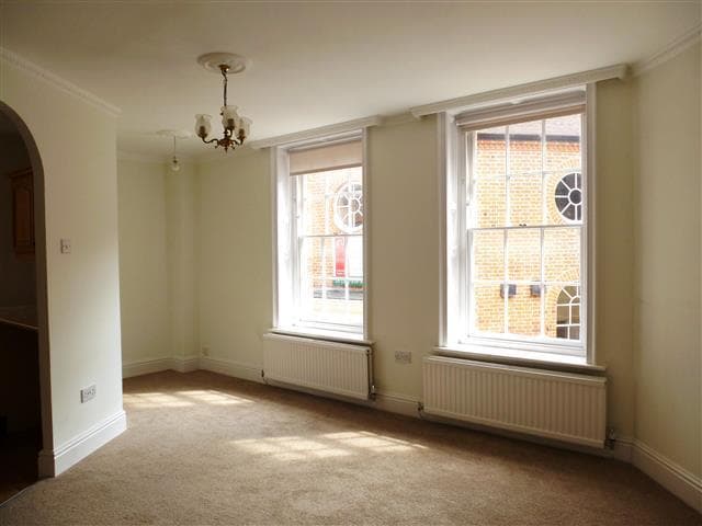 Image 3:2 bedroom Apartment or flat to rent