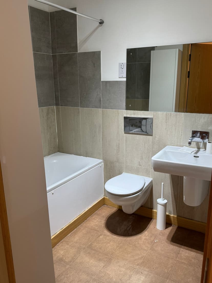 Image 1:2 bedroom Apartment or flat to rent