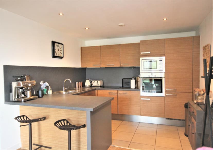 Image 3:2 bedroom Apartment or flat to rent