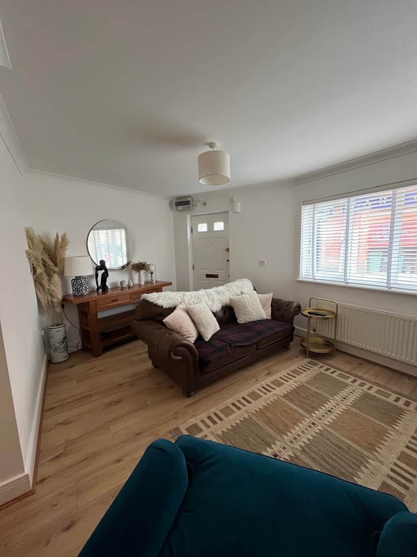 Image 2:1 bedroom Apartment or flat to rent