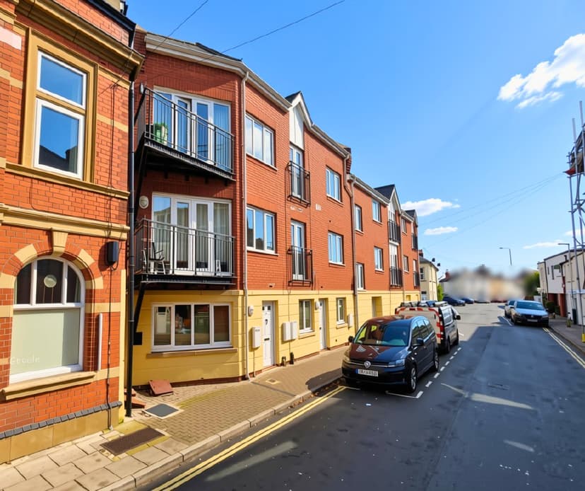 Image 1:1 bedroom Apartment or flat to rent