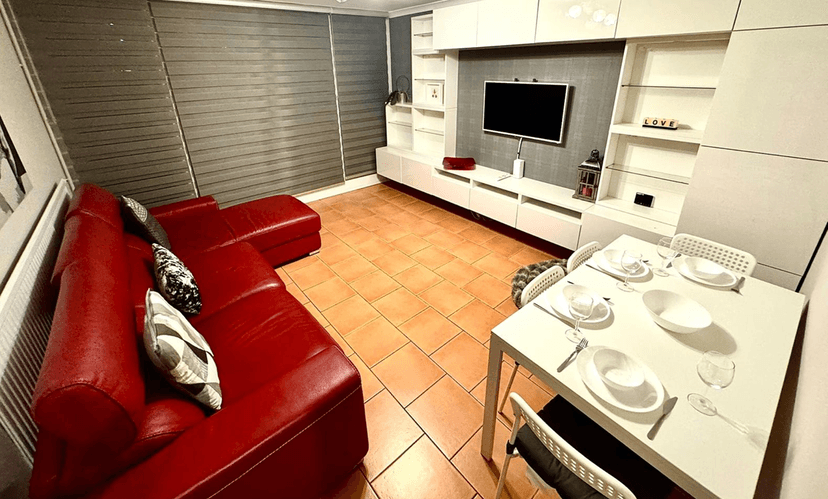 Image 2:3 bedroom Apartment or flat to rent