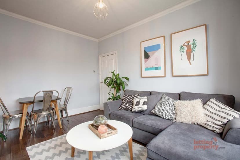 Image 1:2 bedroom Apartment or flat to rent