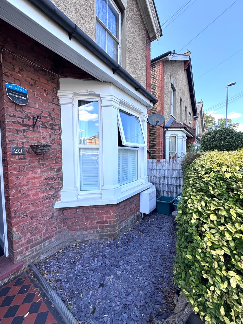 Image 2:2 bedroom Apartment or flat to rent