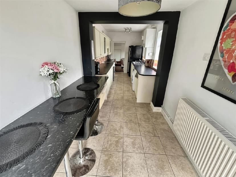 Image 3:3 bedroom Semi-detached house to rent