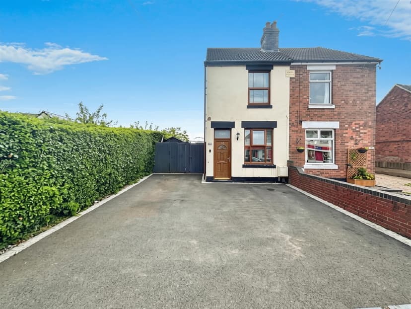 Image 1:3 bedroom Semi-detached house to rent