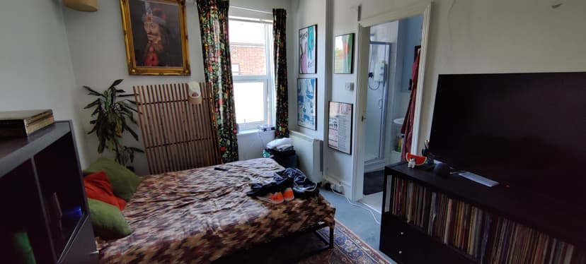 Image 1:1 bedroom Apartment or flat to rent