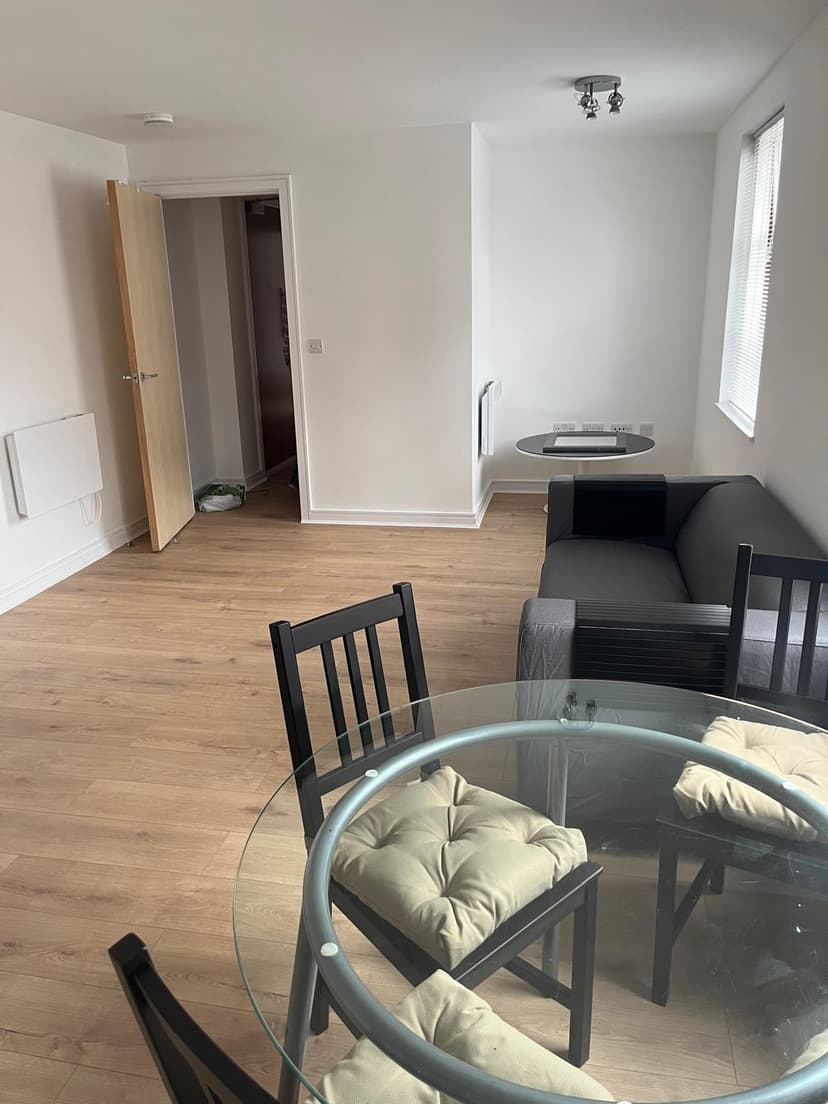 Image 2:1 bedroom Flat to rent