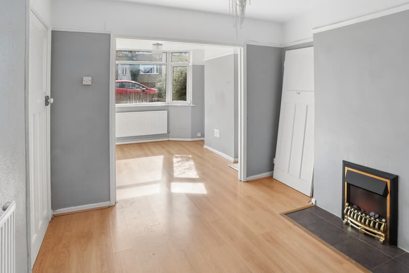 Image 2:3 bedroom Semi-detached house to rent