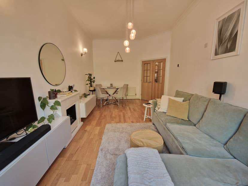 Image 3:2 bedroom Ground floor flat to rent