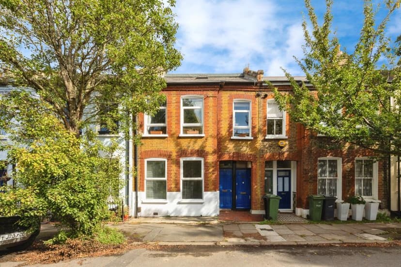 Image 1:2 bedroom Ground floor maisonette to rent
