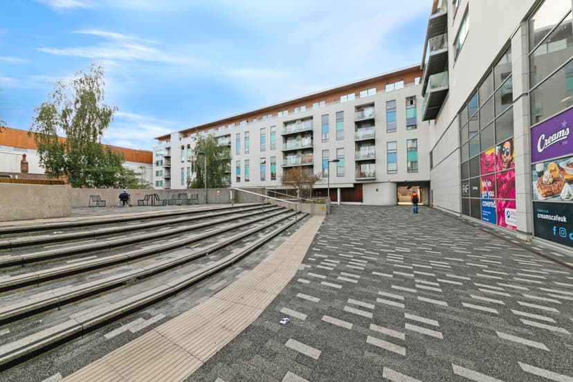 Image 2:1 bedroom Apartment or flat to rent