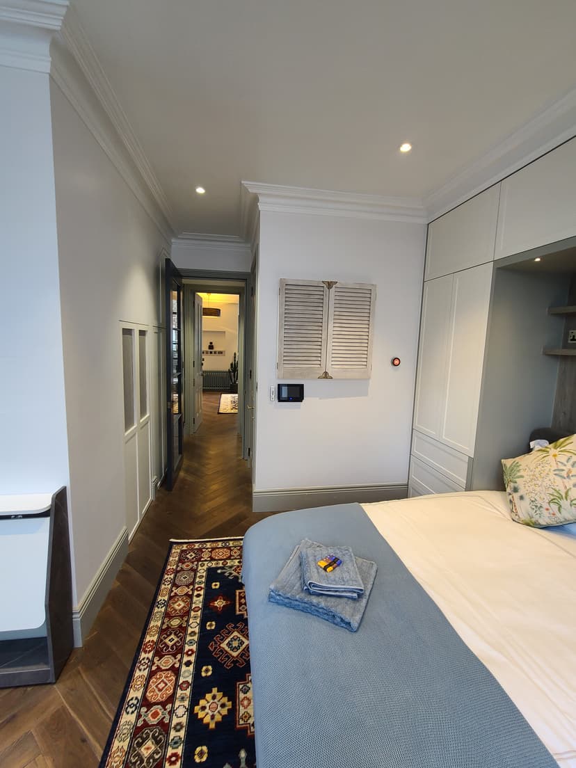 Image 1:1 bedroom Apartment or flat to rent