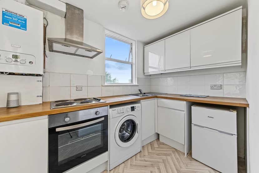 Image 3:2 bedroom Apartment or flat to rent