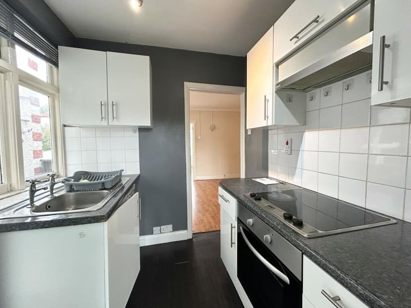 Image 1:2 bedroom Maisonette to rent
