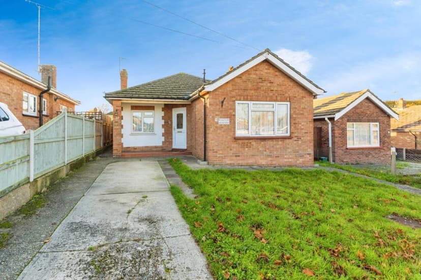 Image 1:2 bedroom Detached bungalow to rent