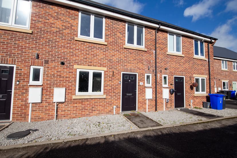 Image 1:4 bedroom Townhouse to rent
