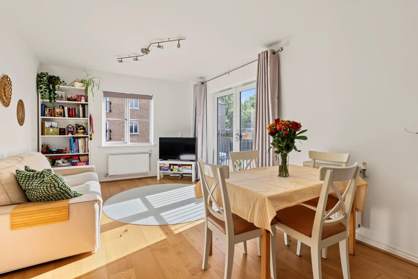 Image 3:2 bedroom Apartment or flat to rent
