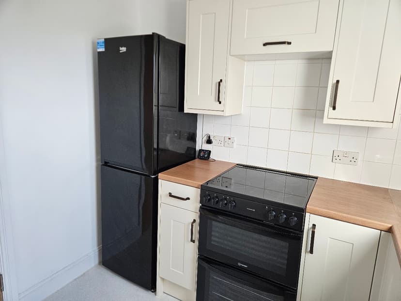 Image 1:2 bedroom Apartment or flat to rent