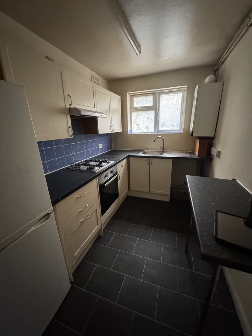 Image 1:2 bedroom Flat to rent
