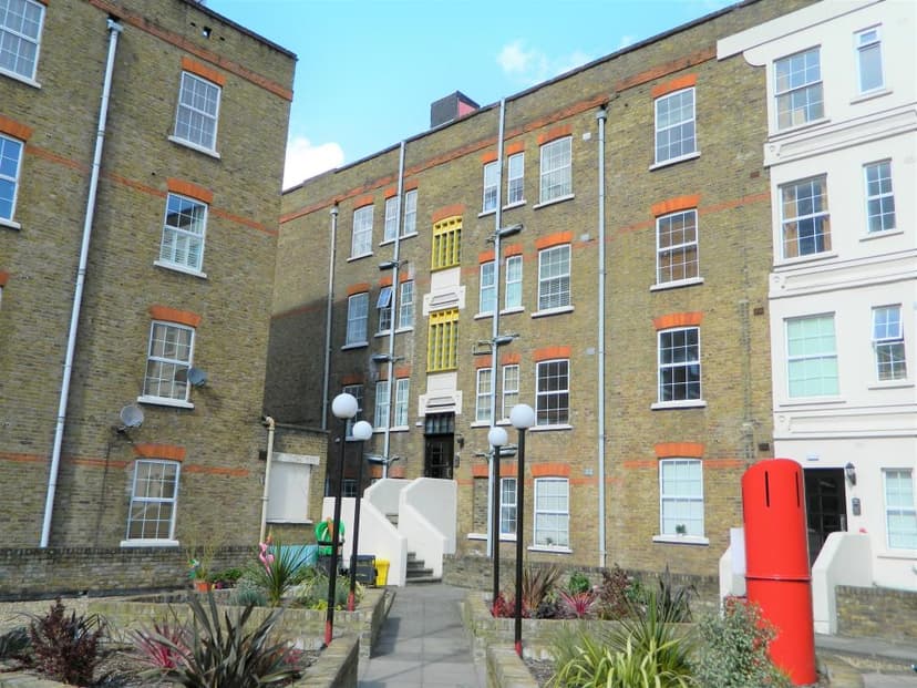 Image 2:1 bedroom Flat to rent
