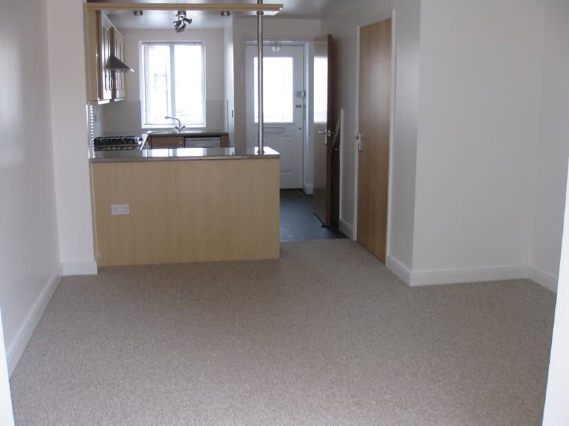 Image 2:3 bedroom End-of-terrace house to rent
