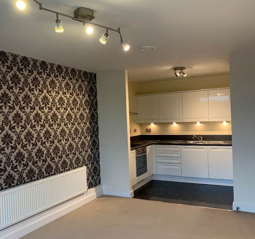 Image 1:2 bedroom Apartment or flat to rent