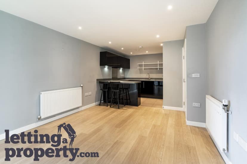Image 3:1 bedroom Apartment or flat to rent