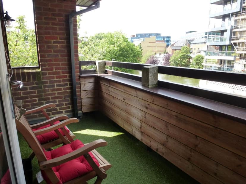 Image 1:1 bedroom Flat to rent