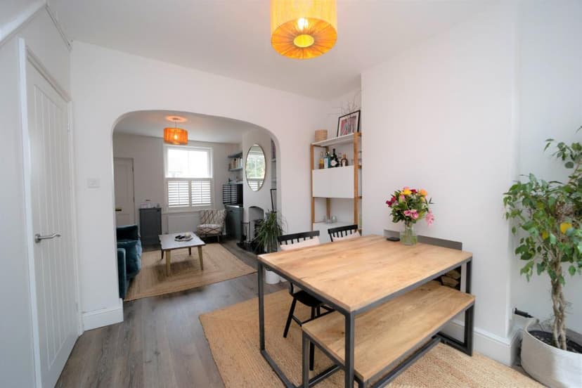 Image 1:2 bedroom Terraced house to rent