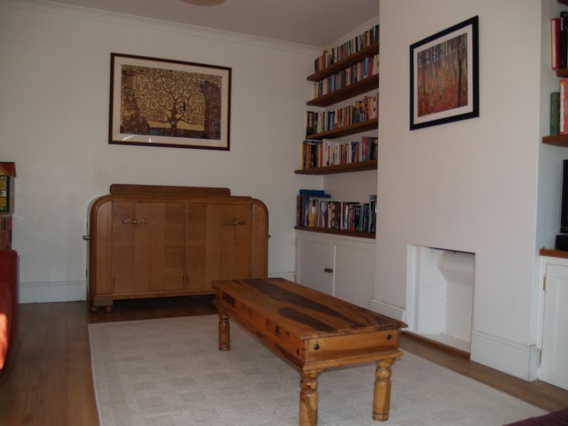 Image 3:2 bedroom Maisonette to rent