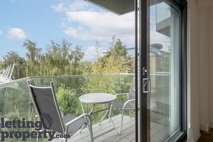 Image 2:2 bedroom Apartment or flat to rent