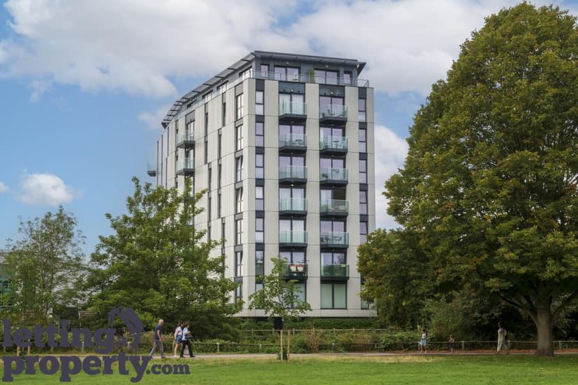 Image 1:2 bedroom Apartment or flat to rent