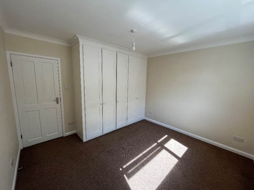 Image 3:3 bedroom Semi-detached house to rent