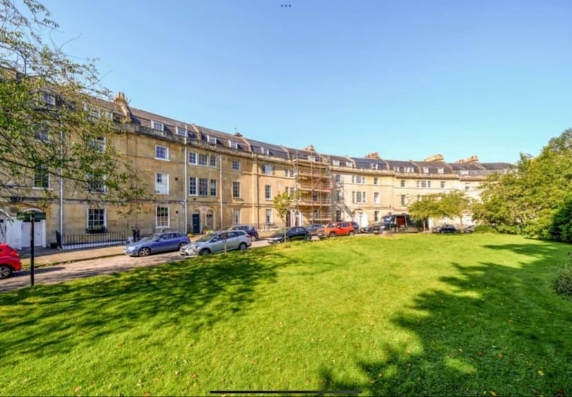 Image 1:1 bedroom Flat to rent