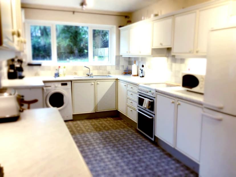 Image 3:3 bedroom Detached bungalow to rent