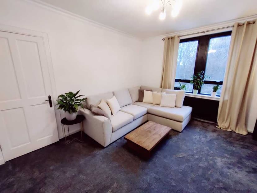 Image 1:2 bedroom Flat to rent