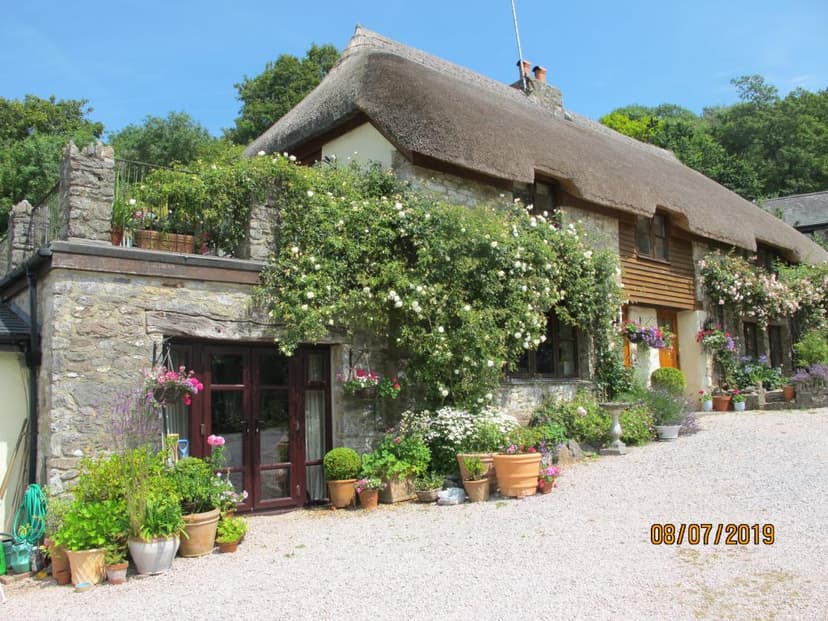 Image 2:2 bedroom Barn conversion to rent