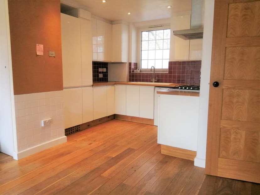 Image 1:2 bedroom Apartment or flat to rent