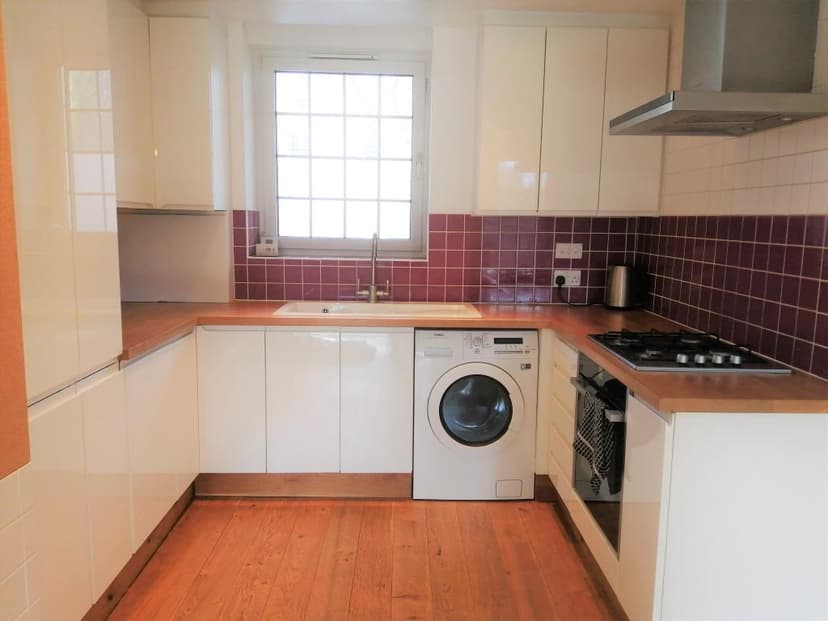 Image 3:2 bedroom Apartment or flat to rent