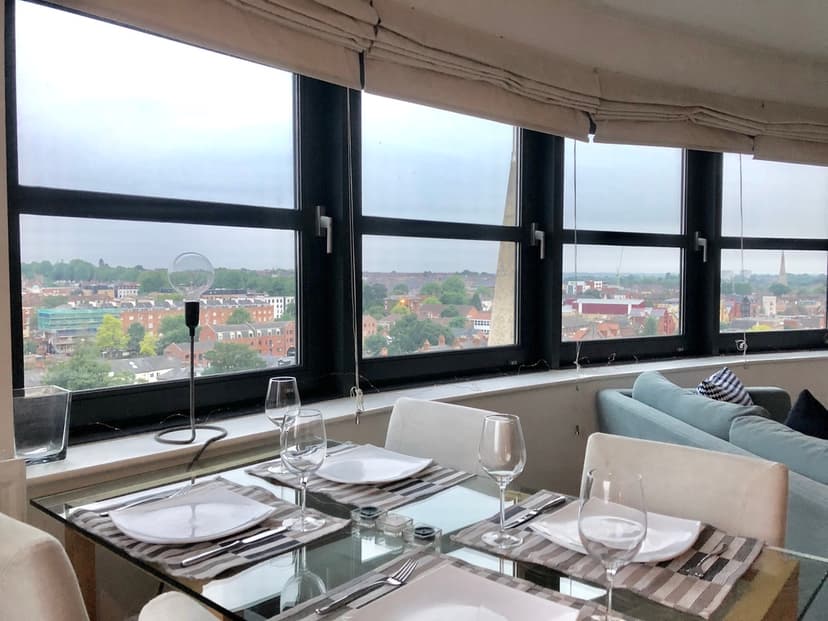 Image 3:2 bedroom Penthouse to rent