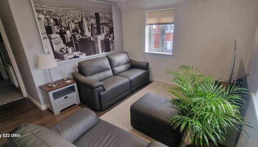 Image 3:2 bedroom Apartment or flat to rent