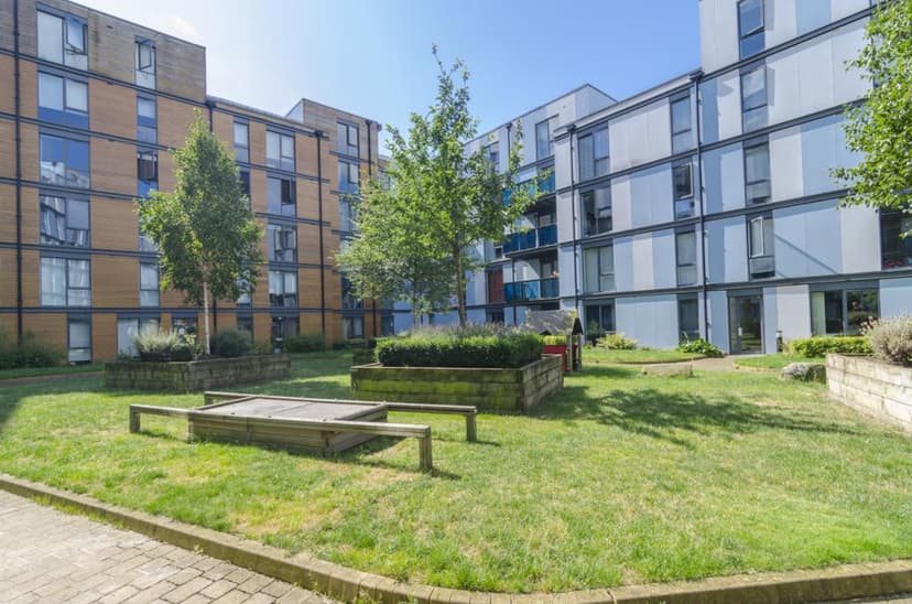 Image 2:1 bedroom Apartment or flat to rent