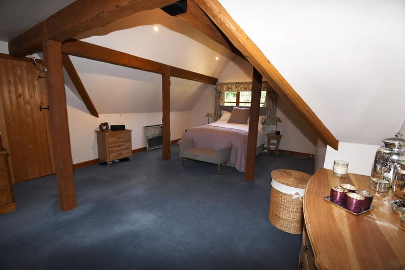 Image 3:5 bedroom Detached house to rent