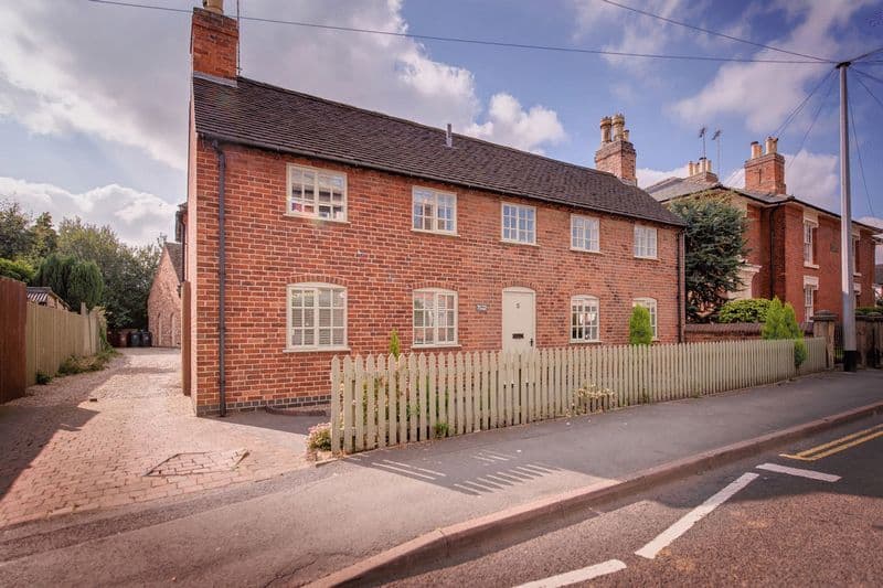 Image 1:3 bedroom Detached house to rent