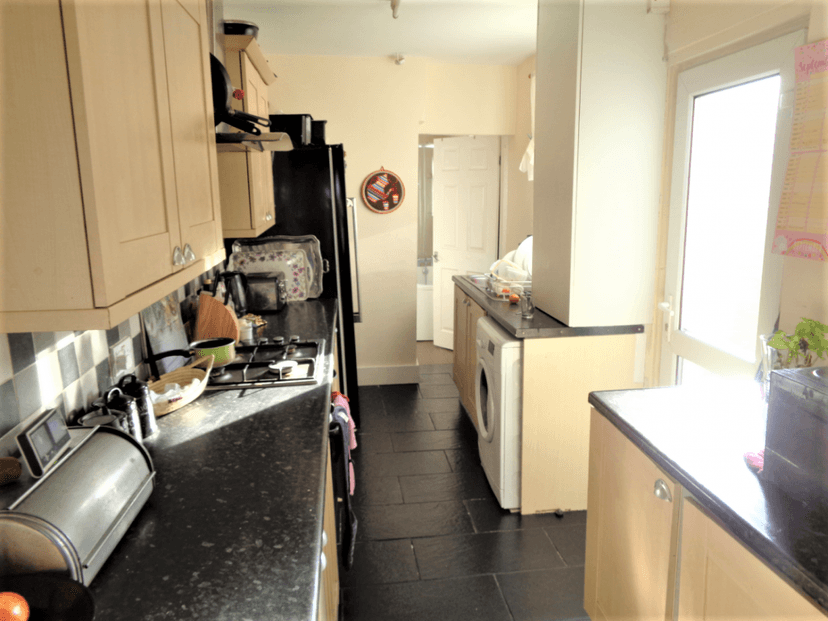 Image 3:3 bedroom End-of-terrace house to rent