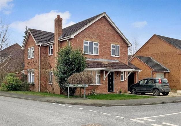 Image 1:4 bedroom Detached house to rent